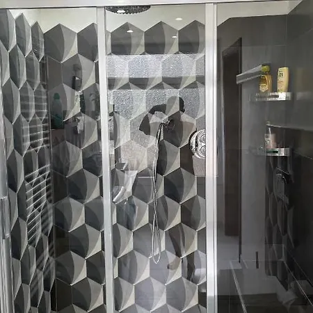 Metato Con Piscina E Giardino Holiday home *